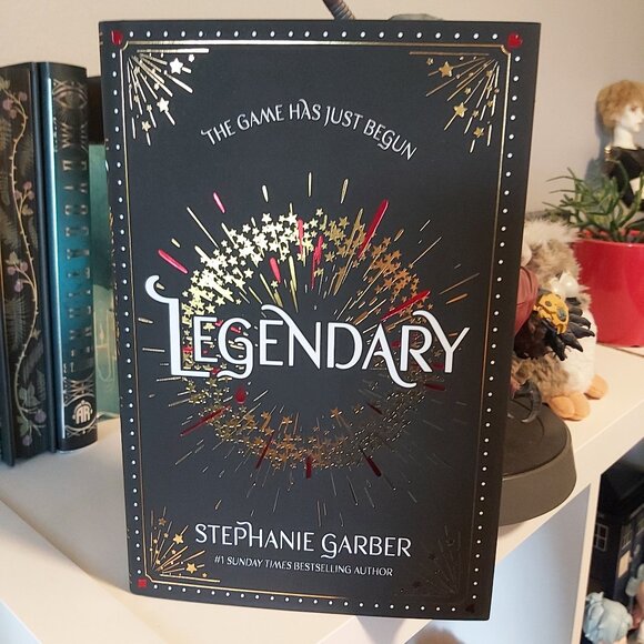 Special edition Return to Caraval set by Stephanie Garber - Picture 7 of 7